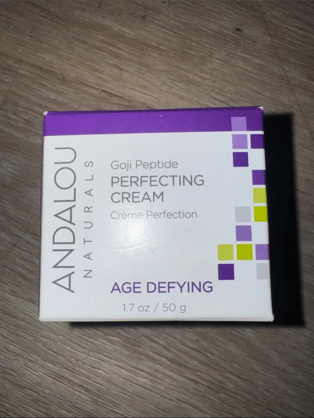 Goji Peptide Perfecting Cream - Age Defying (Purple/White)